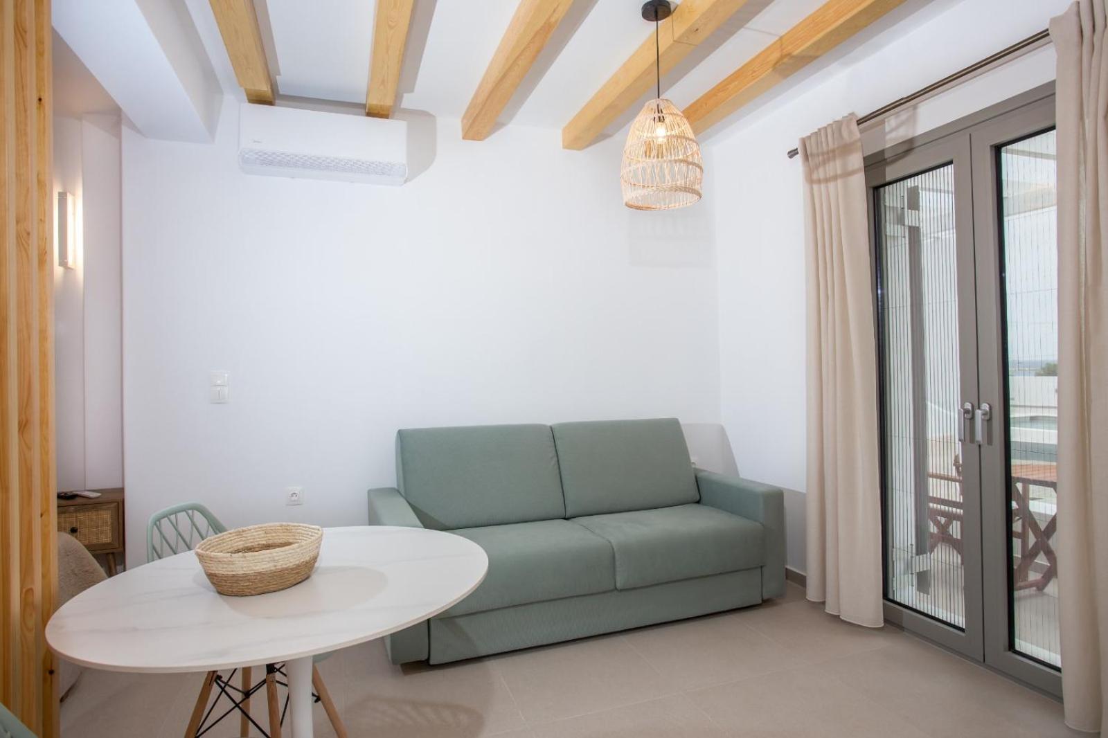 Achilli Apartments Скірос Екстер'єр фото